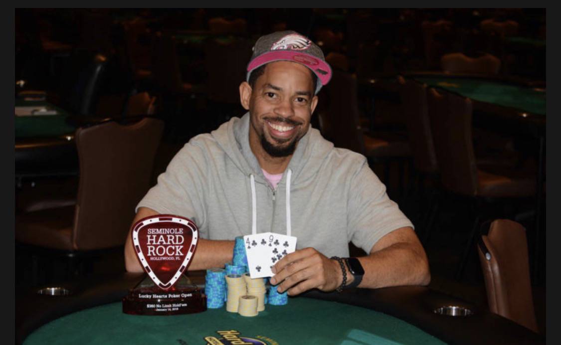 Reece Lightner Winning a Seminole Hardrock Trophy in 2020