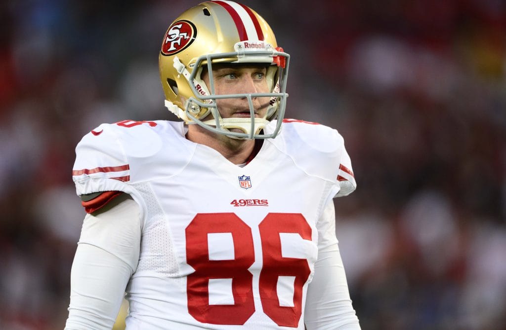 Brian Jennings, one of the best white NFL players, in his San Francisco 49ers uniform during a game.