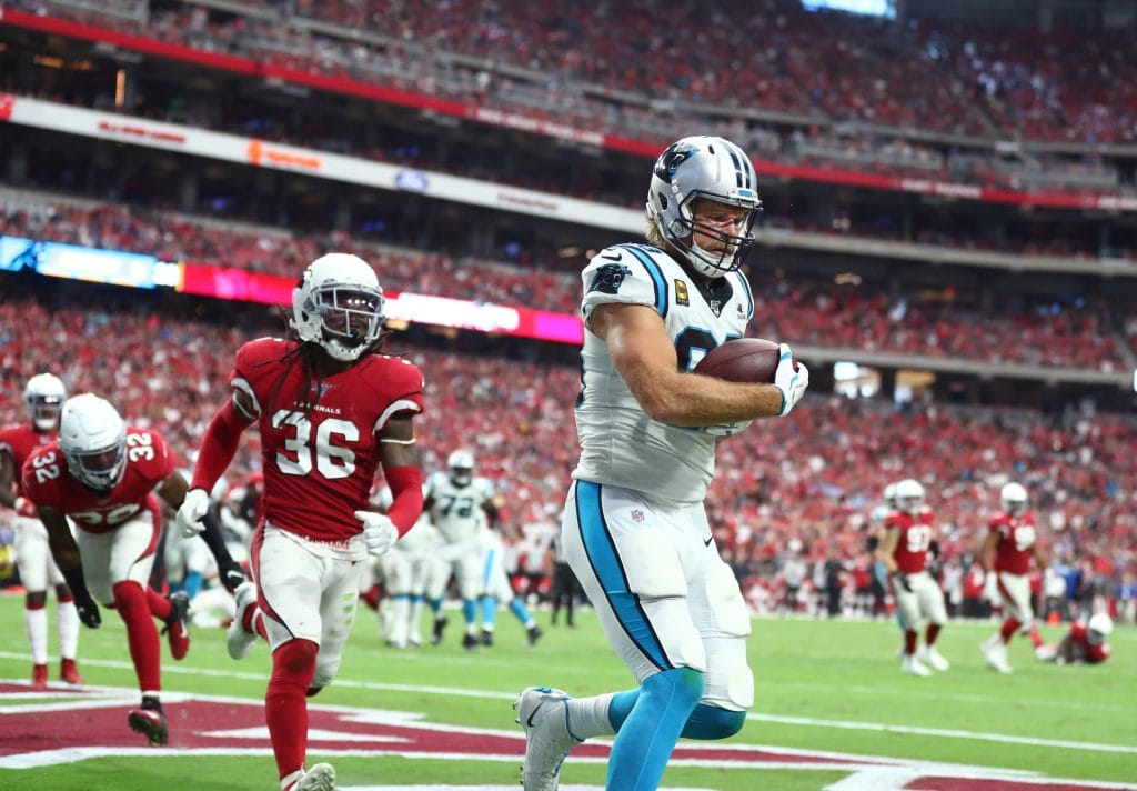 Carolina Panthers tight end Greg Olsen running into the end zone for a touchdown against the Arizona Cardinals.