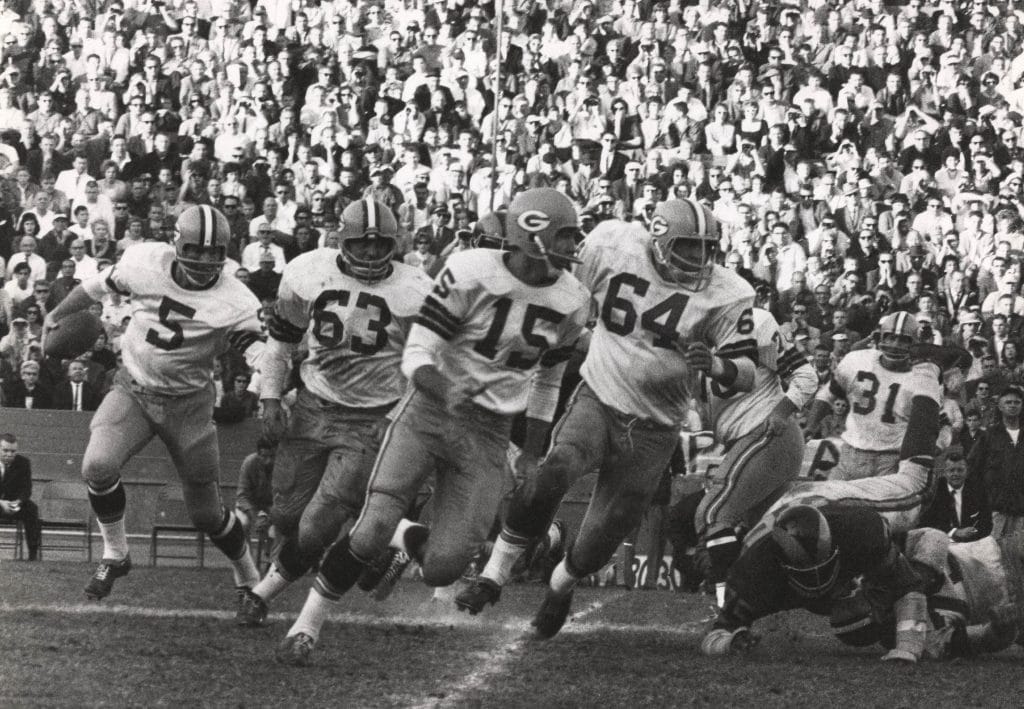 Jerry Kramer, one of the best white right guards in NFL history leading the way for the famed Packers Sweep.