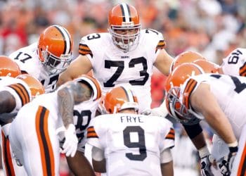 Top 10 White Offensive Tackles of All Time