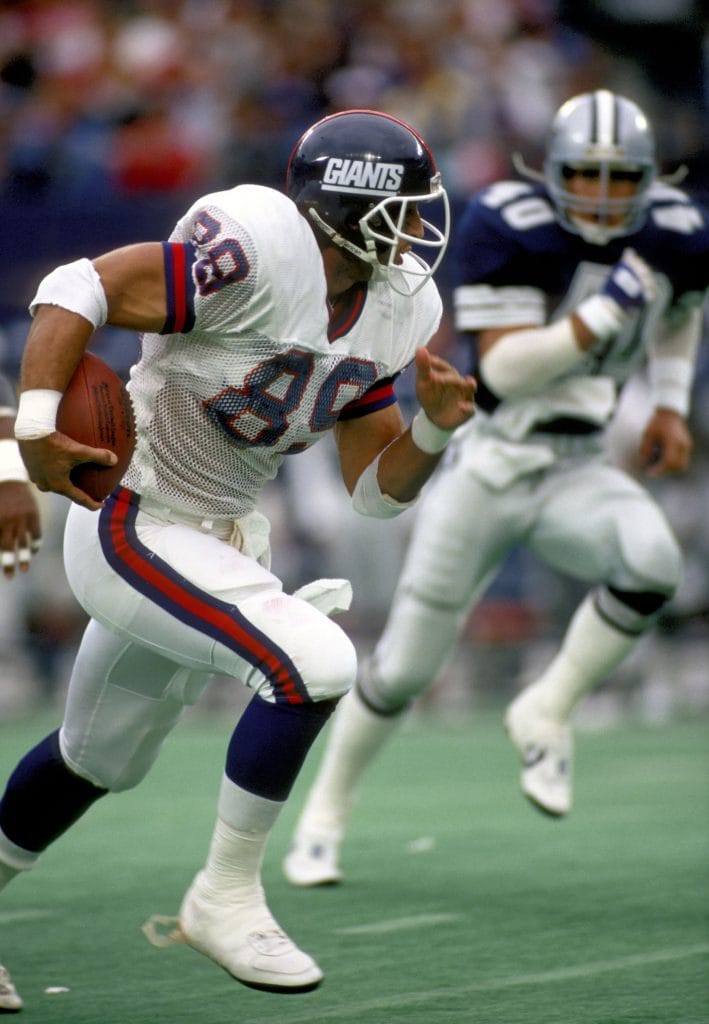 Mark Bavaro, one of the top 10 white tight ends of all time, sprints downfield for the New York Giants.