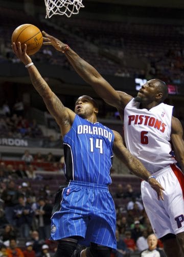 Ben Wallace skies for the block against the Magic — one of the best defenders to ever anchor the paint in NBA history.