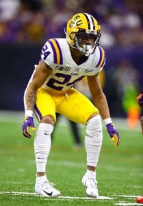Derek Stingley Jr. in coverage stance during the 2020 national championship game