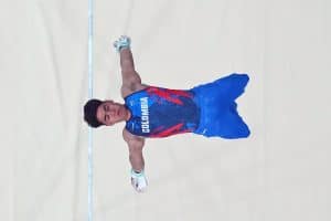 Ángel Barajas performing on horizontal bar at the Male Artistic Gymnastics Olympics in Paris 2024